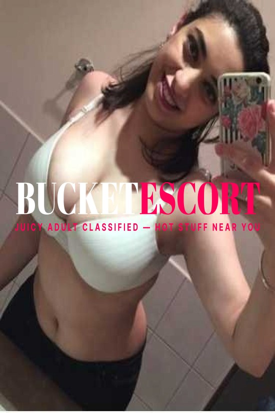 International Hyderabad Model Girl – Global Beauty with Local Discretion